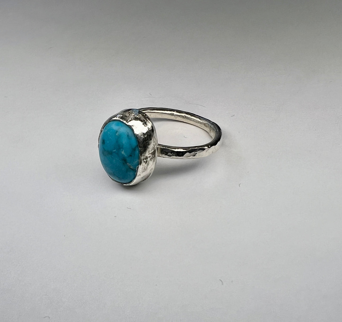 Turquoise cabochon Ring